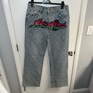 Louis Vuitton monogram graffiti style over sized jeans size 32 waist